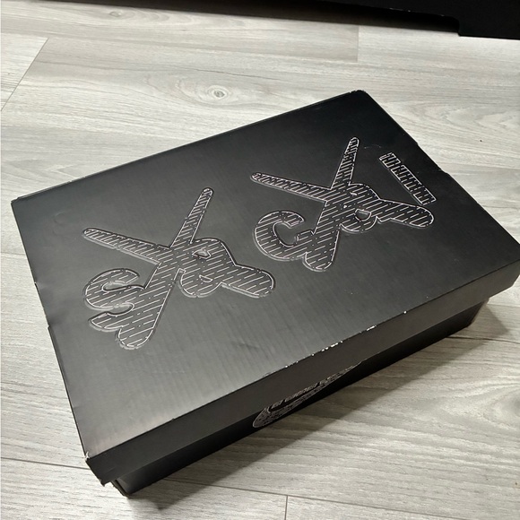 Nike Blazer x sacai x KAWS ‘Purple Dusk’ US Size 11 BNIB, Deadstock - Picture 6 of 6